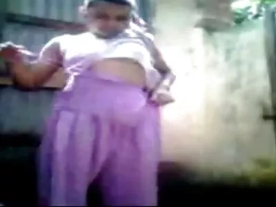 خوبصورت کشور سکس دومرد یه زن بیب humped